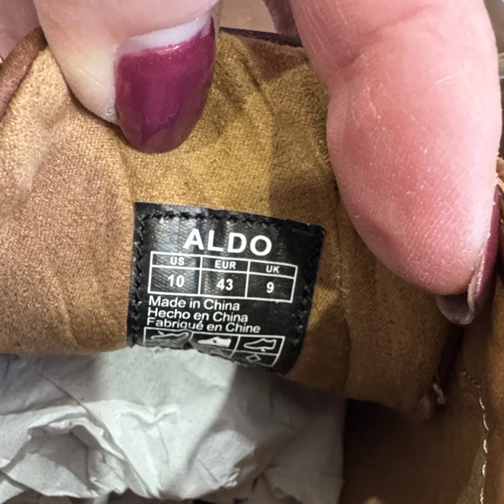 NWT ALDO Men’s Brown Leather Chukka Boots Size 10 Lace Up